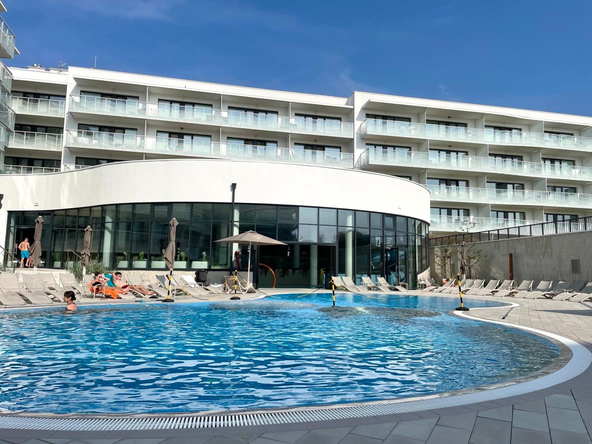 Polanki Aqua Apartamenty Premium - W Cenie Nielimitowany Dostep Do Strefy Aqua Kolobrzeg Exterior photo